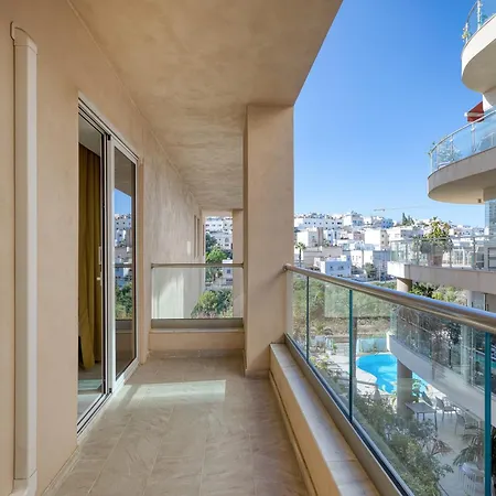 New To The Market - Rare Find, 6 Bedroom With Valley View In Swieqi By Sf Homes San Ġiljan