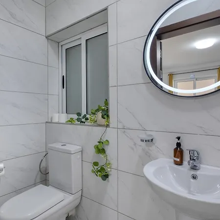 New To The Market - Rare Find, 6 Bedroom With Valley View In Swieqi By Sf Homes Apartman *