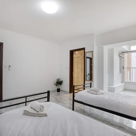 New To The Market - Rare Find, 6 Bedroom With Valley View In Swieqi By Sf Homes