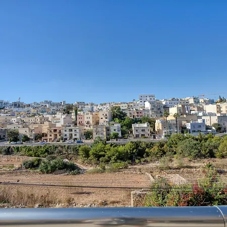 Apartman New To The Market - Rare Find, 6 Bedroom With Valley View In Swieqi By Sf Homes San Ġiljan