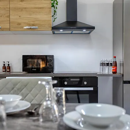 New To The Market - Rare Find, 6 Bedroom With Valley View In Swieqi By Sf Homes Apartman San Ġiljan