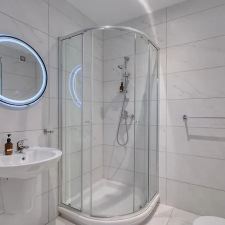 Apartman New To The Market - Rare Find, 6 Bedroom With Valley View In Swieqi By Sf Homes San Ġiljan