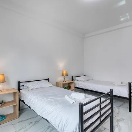 New To The Market - Rare Find, 6 Bedroom With Valley View In Swieqi By Sf Homes
